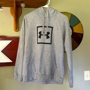 Under Armour large gray hooded sweatshirt